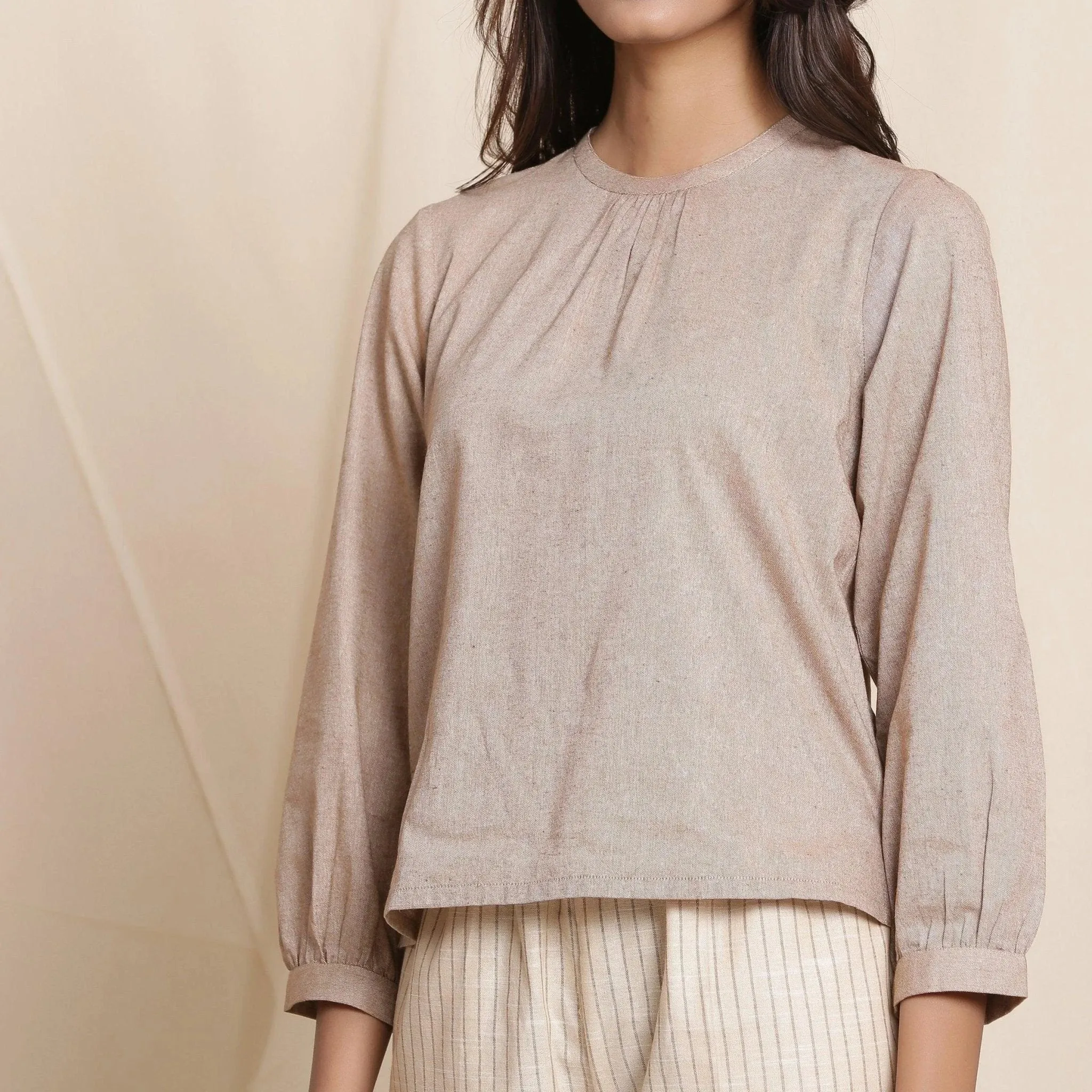 Dusk Brown Yarn Dyed Cotton Gathered High-Low Top