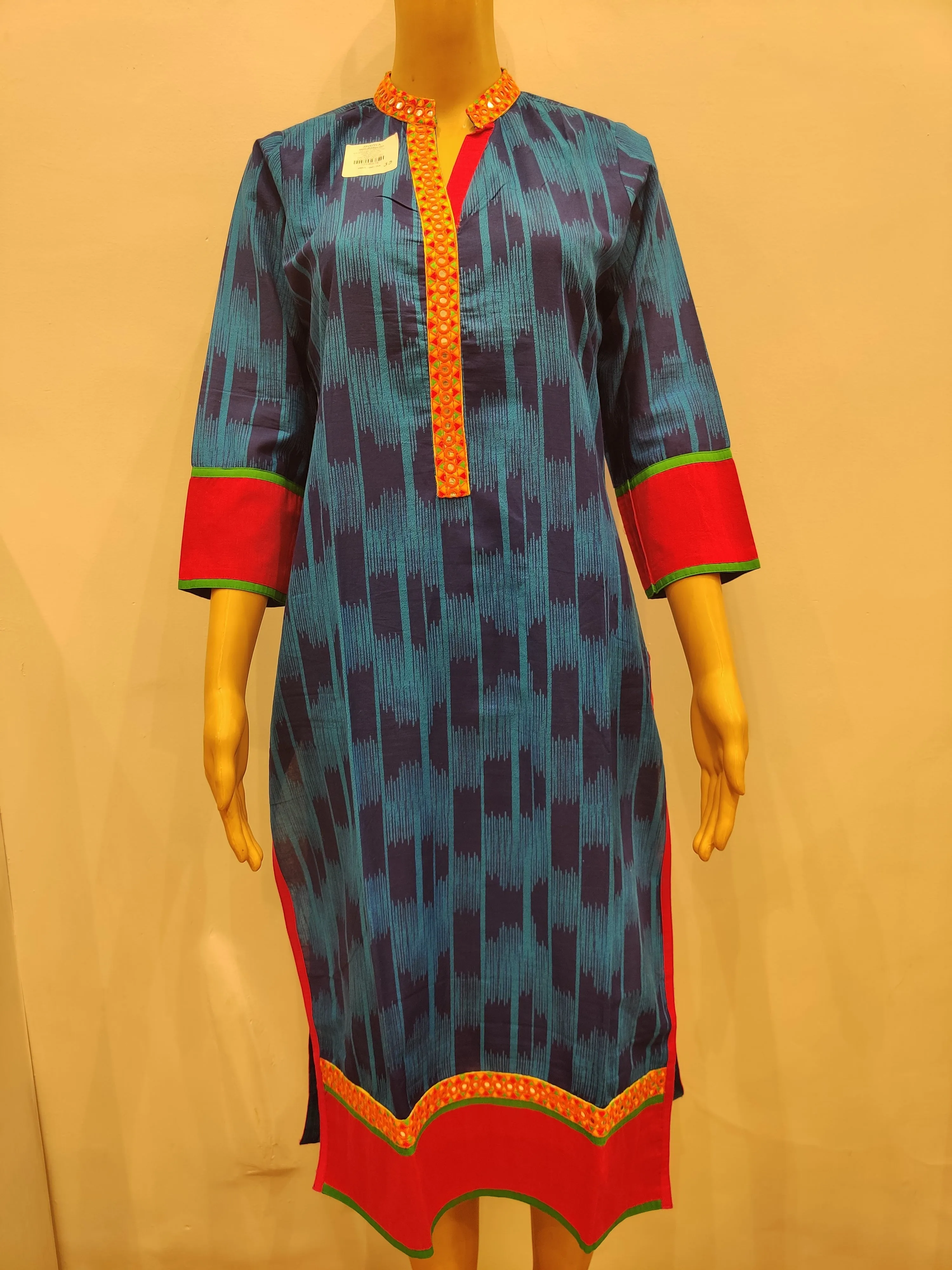 Hypericum Flower Kurti