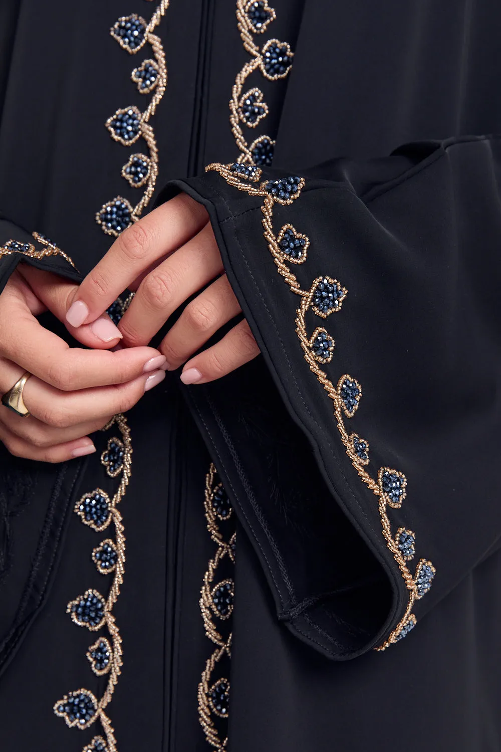 Luxury Rose Vine Embellished Open Abaya - Black