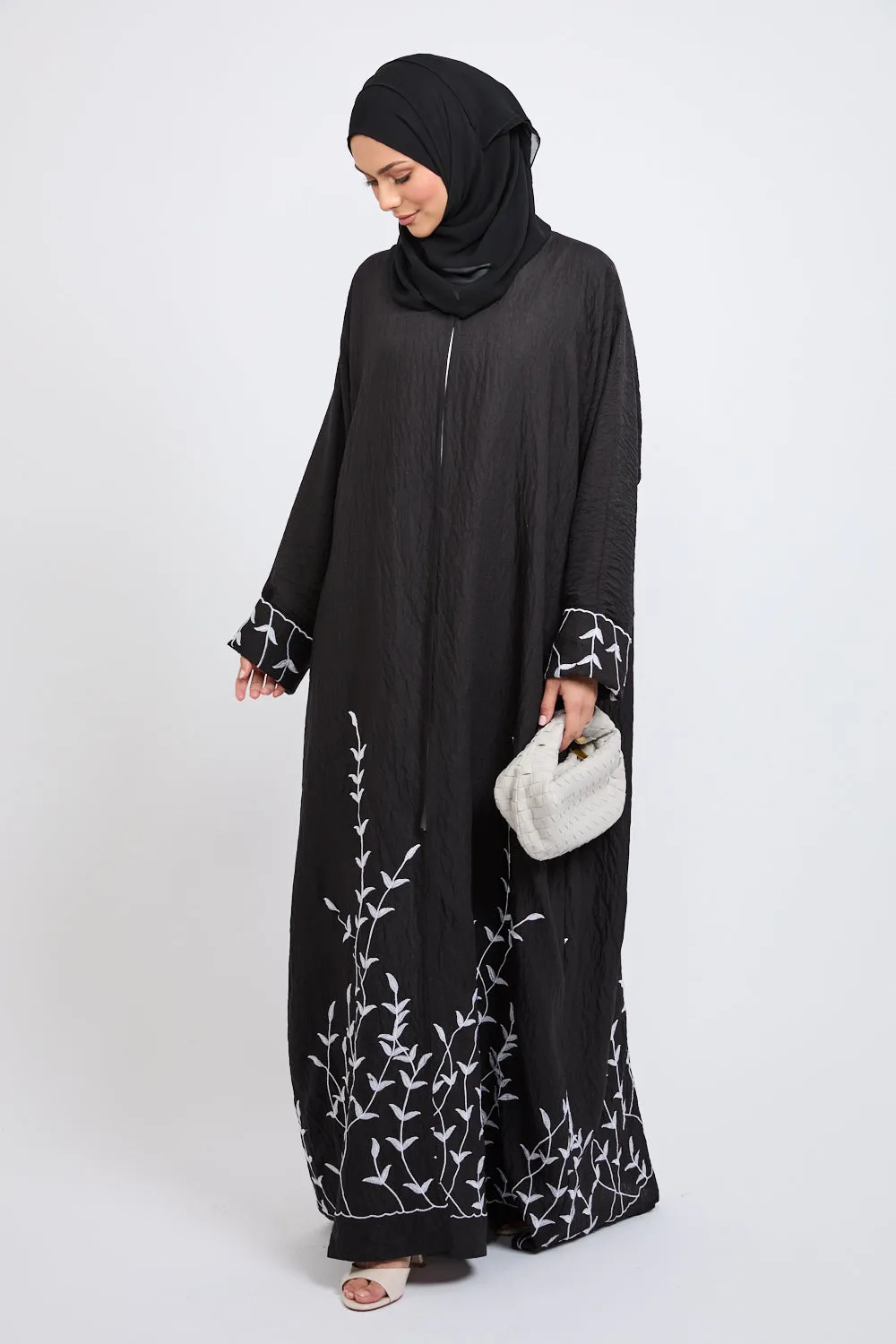 Premium Dahlia Embroidered Open Abaya - Black