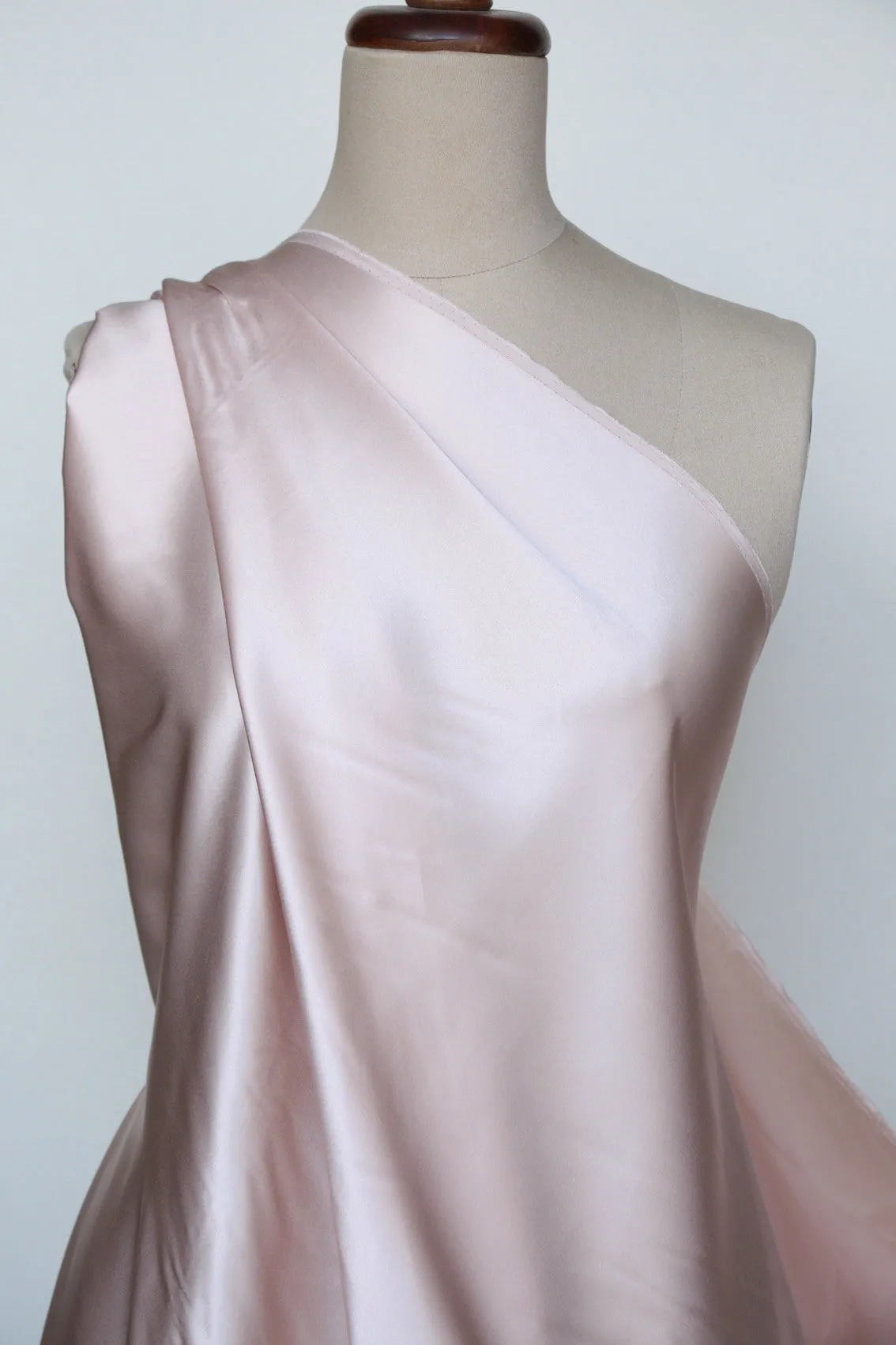 Remnant of Dusty Pink Silk Satin - 22mm